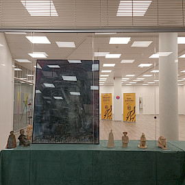 Metropolin Pop Up- tilassa on esillä Joensuun Taiteilijaseuran teoksia